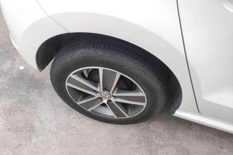 Used Volkswagen Polo 2016 1.6L Automatic Comfort Model