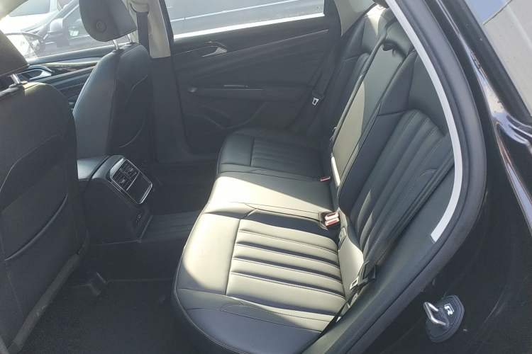 Used Volkswagen Passat 2020 Revised Version 280TSI Business Edition China VI Standard