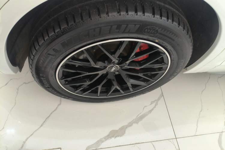 Used Audi Q5L 2022 40T Fashionable and Dynamic Model
