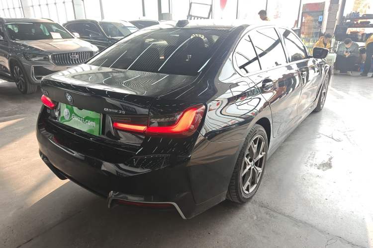 Used BMW i3 2022 eDrive 35 L
