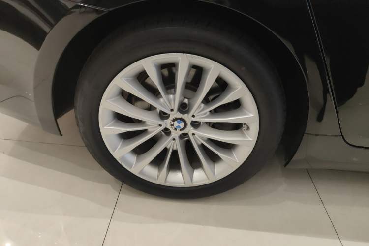 Used BMW 5 Series New Energy 2020 Mileage Upgrade Version 530Le Luxury Package