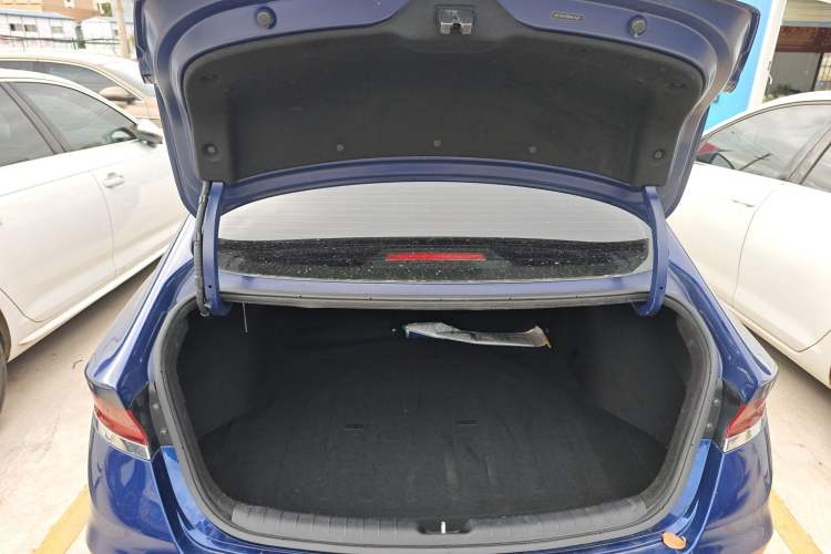 Used Hyundai Lafesta 2019 280TGDi Smart Edition China VI Standard
