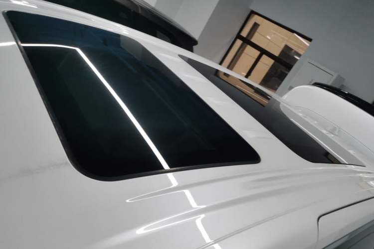 Used Buick GL8 New Energy 2024 Lu Zun Luxury Edition 7-Seater
