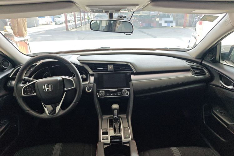 Used Honda Civic 2016 220TURBO CVT Luxury Edition
