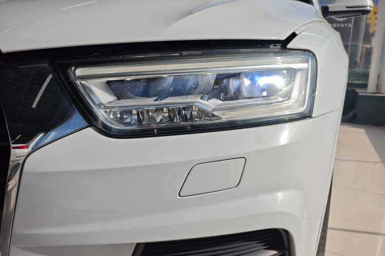 Used Audi Q3 2018 30th Anniversary Edition 30 TFSI Fashion Model
