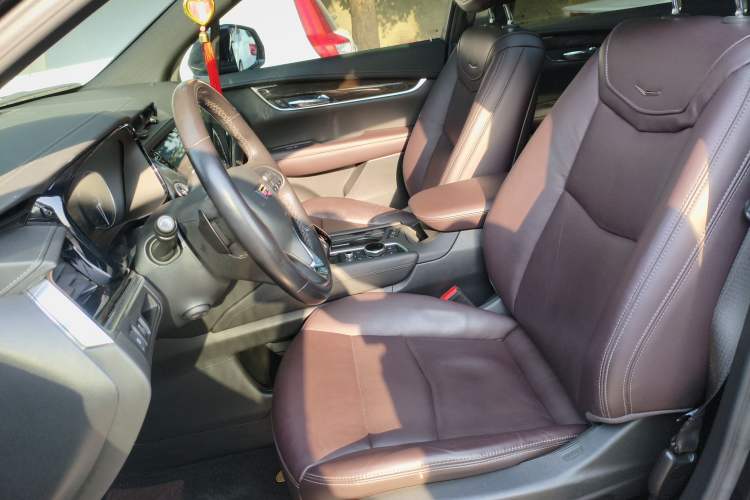 Used Cadillac XT6 2021 2.0T 7-Seater Two-Wheel-Drive Luxury Version