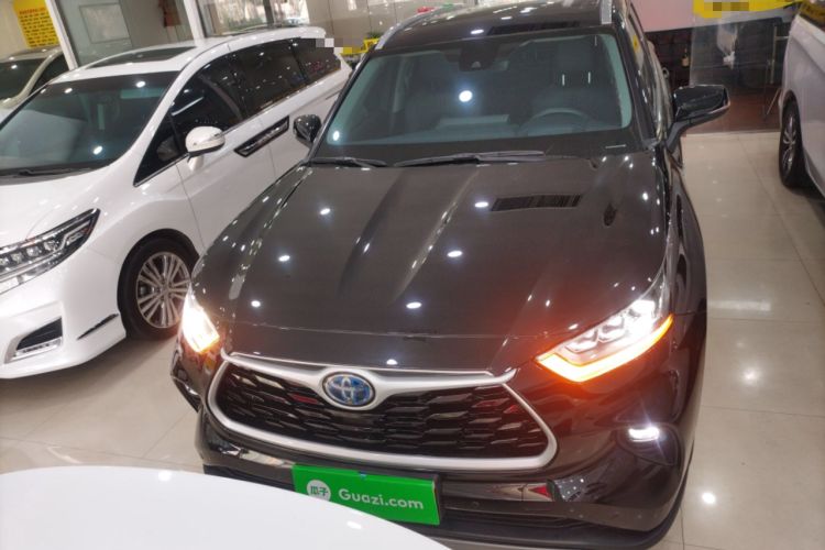 Used Toyota Highlander 2022 Dual-Engine 2.5L Four-Wheel Drive Prestige Version 7 Seats