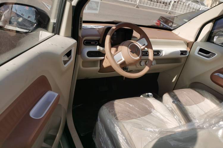 Used Wuling Hongguang MINIEV 2024 3rd Generation 215km Youth Edition