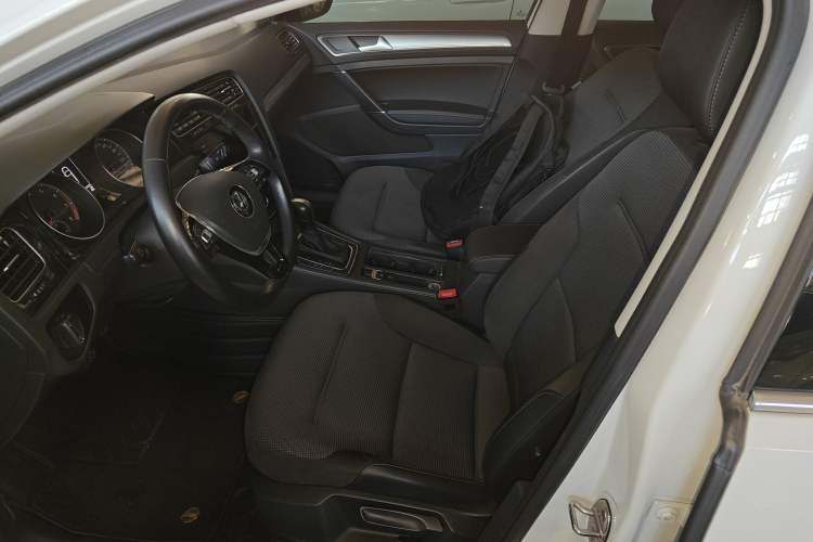 Used Volkswagen Golf 2020 280TSI DSG Comfort Version
