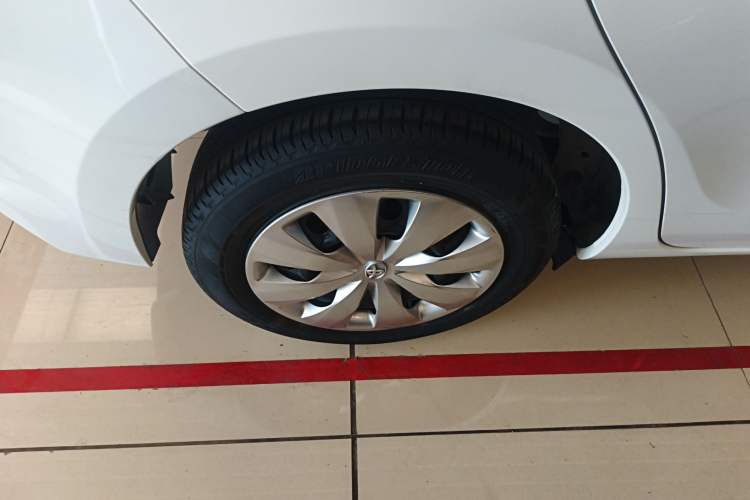 Used Toyota YARiS L Zhi Xian 2022 1.5L CVT Leading PLUS Edition