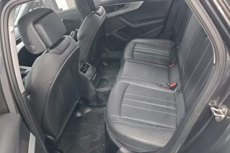 Used Audi A4L 2020 40 TFSI Fashion Dynamic Model
