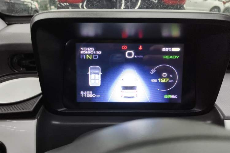 Used Wuling Hongguang MINIEV 2022 GAMEBOY 200km Play Edition with Lithium Iron Phosphate

