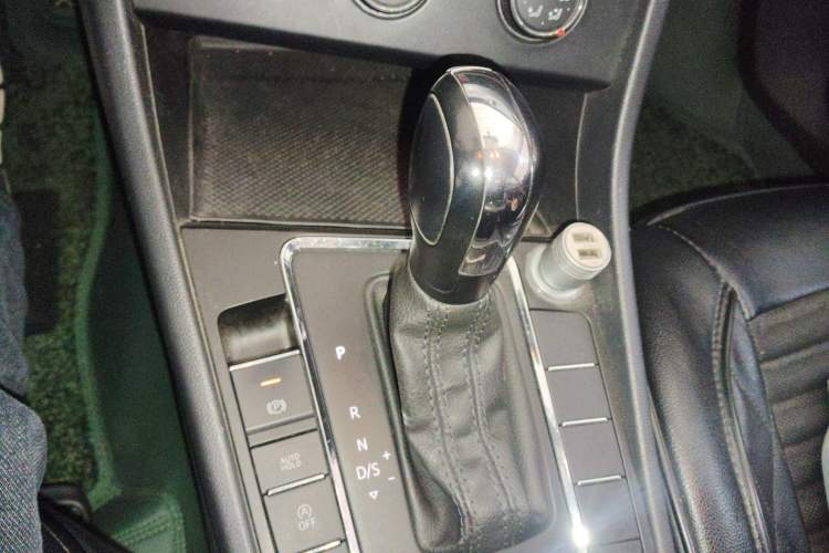 Used Volkswagen Bora 2019 Revised Version 1.5L Automatic Fashionable Style China VI
