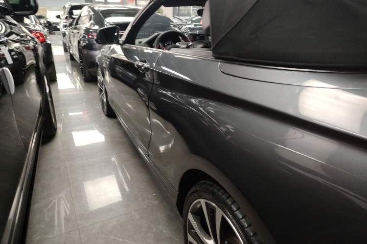 Used BMW 2 Series 2019 225i Convertible Coupe Sports Design Package
