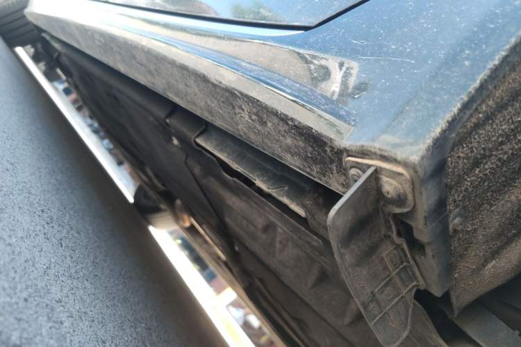 Used Jaguar XFL 2023 XFL 2.0T P250 Two-Wheel-Drive Elite Sport Gold Edition
