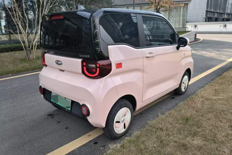 Used Chery QQ Ice Cream 2022 170km Sundae Phosphate Lithium-Ion
