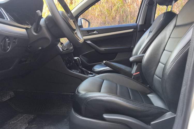 Used Volkswagen Lavida 2017 1.6L Automatic Fashion Edition
