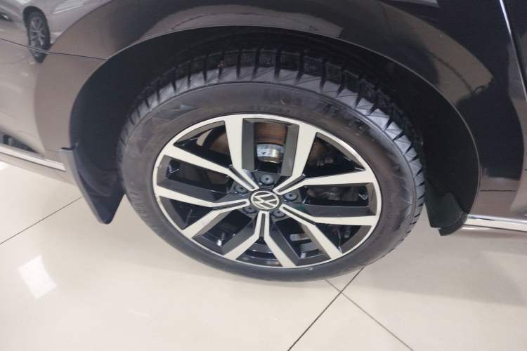 Used Volkswagen Magotan 2020 330TSI DSG Leading Model
