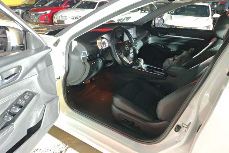 Used Nissan Teana 2022 2.0L XL-TLS Enjoyment Edition
