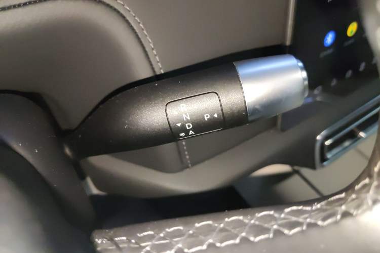 Used Li Auto L9 2022 Max model