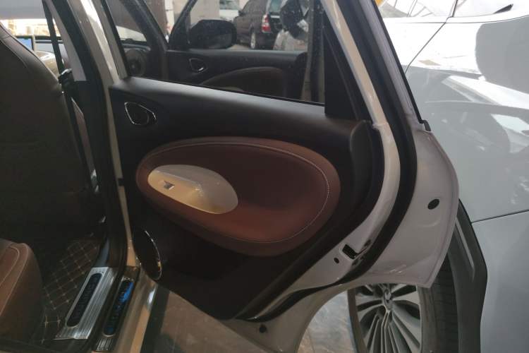 Used Wuling Bingo 2023 410 km Lingxi Deluxe Edition
