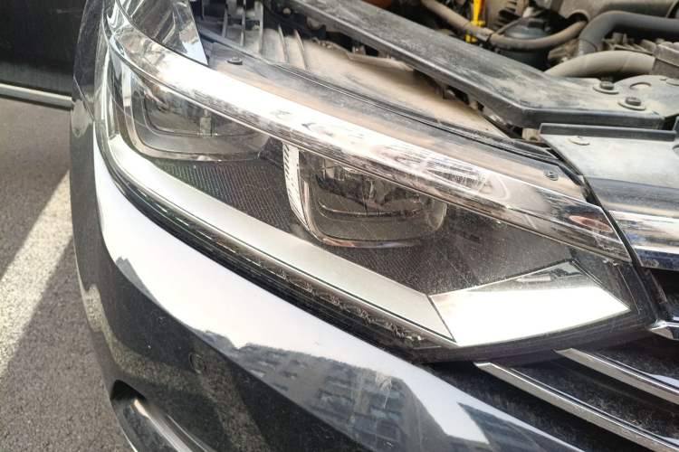 Used Volkswagen Magotan 2018 Facelift 330TSI DSG Luxury Model
