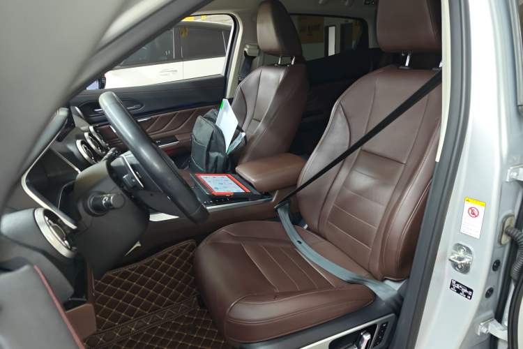 Used Wey VV5 2017 2.0T Flagship Edition
