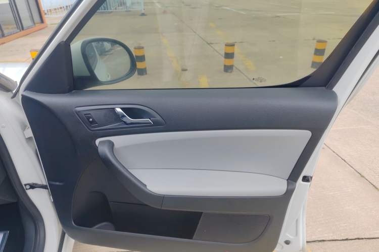 Used Skoda Yeti 2017 TSI280 DSG Advanced Edition
