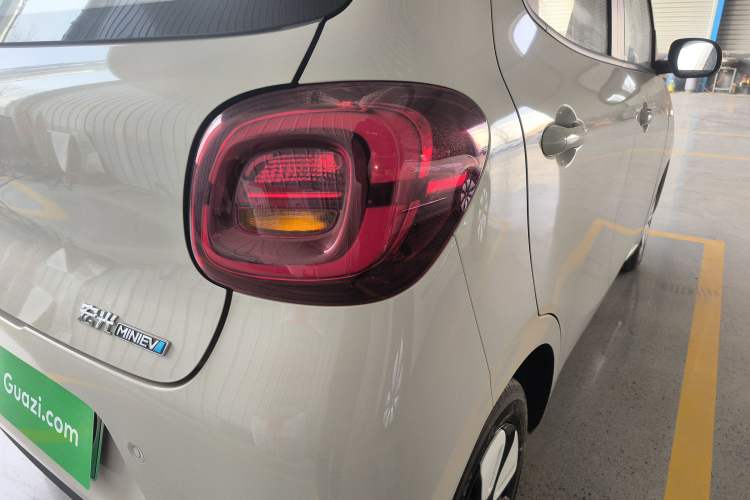 Used Wuling Hongguang MINIEV 2025 Four-Door Version Advanced Edition
