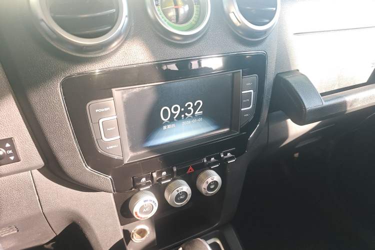 Used  BJ40 2016 40L 2.3T Automatic All-Wheel Drive Premium Edition
