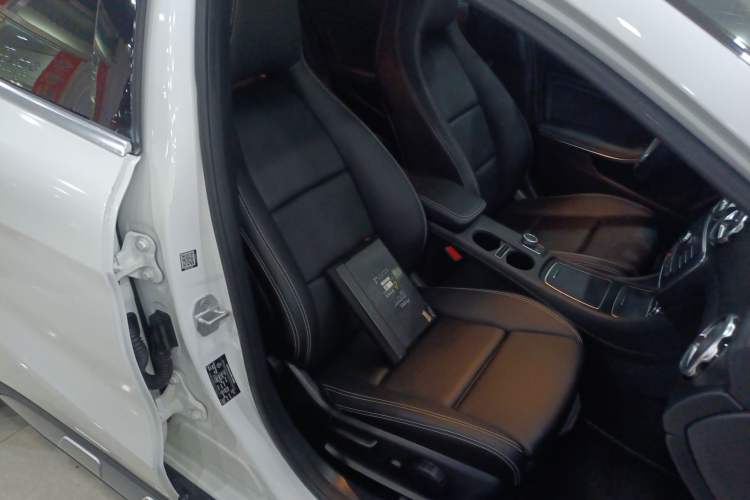 Used Mercedes-Benz GLA 2017 GLA 200 Fashion Model
