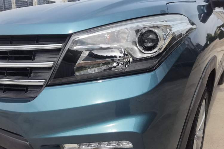 Used Dongfeng Fengon S560 2019 1.8L CVT Elite Model
