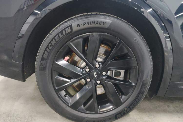 Used Li Auto L8 2023 Pro Model
