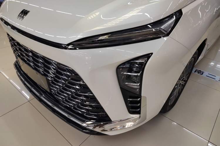 Used Buick GL8 New Energy 2024 Lu Zun Luxury Edition 7-Seater
