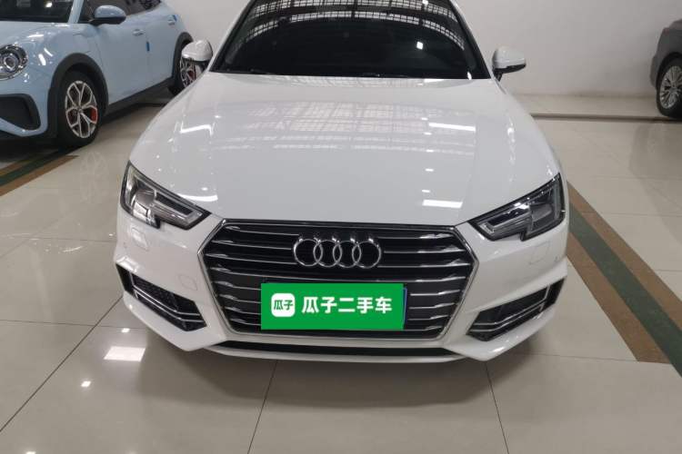 Used Audi A4L 2019 40 TFSI Ambition China VI
