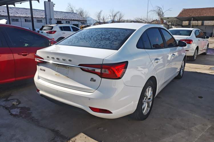 Used Roewe i5 2020 1.5L Manual 4G Connect Luxury Edition