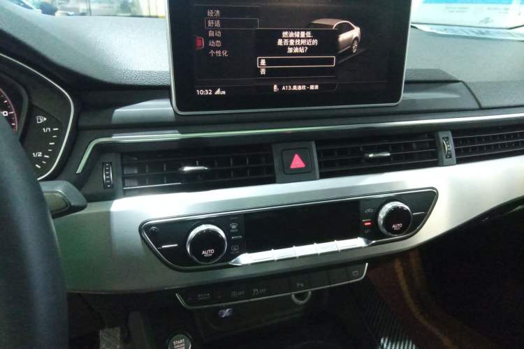 Used Audi A4L 2018 30th Anniversary Edition 40 TFSI Fashion Model