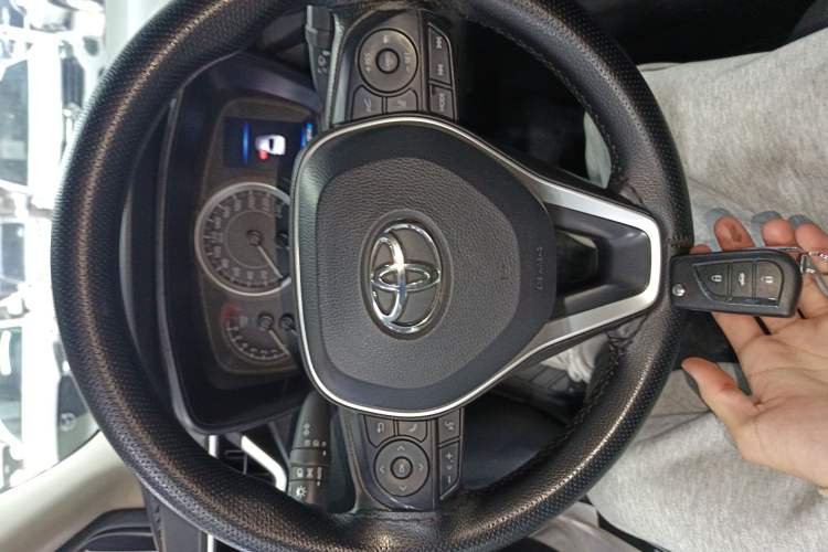 Used Toyota Corolla 2021 TNGA 1.5L CVT Pioneer Edition
