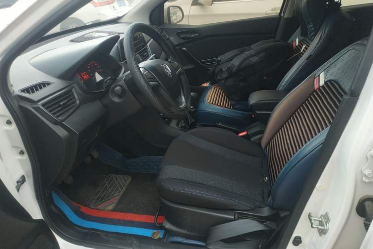 Used Baojun 310 2016 1.2L manual Comfort trim level
