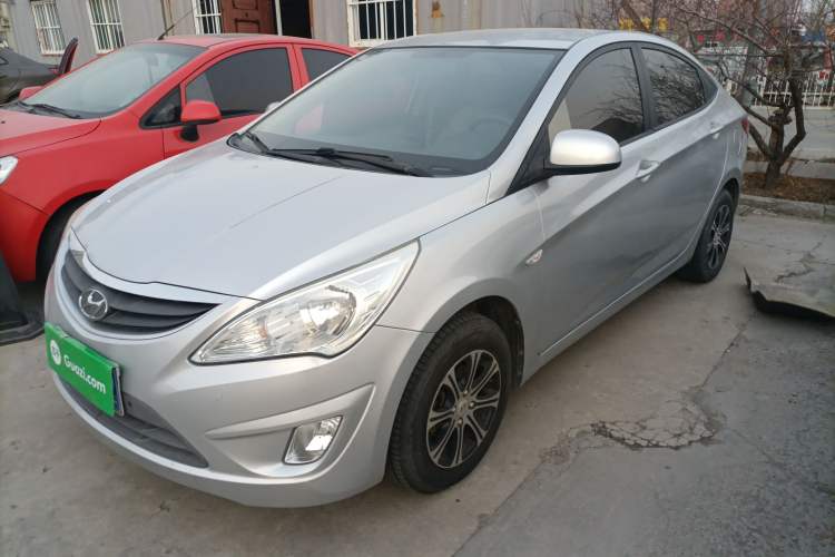 Used Hyundai Verna 2010 Sedan 1.4L Manual Comfort GS