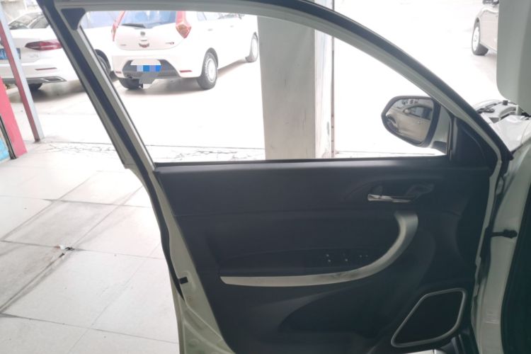 Used Changan CS35 2015 1.6L Manual Luxury Model China IV Standard
