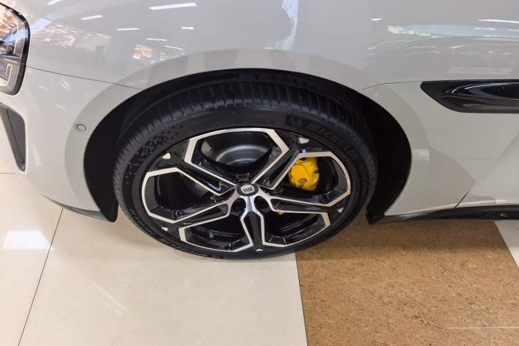 Used  SU7 2024 Four-Wheel Drive Ultra-Long Range Advanced Intelligent Driving Max Edition