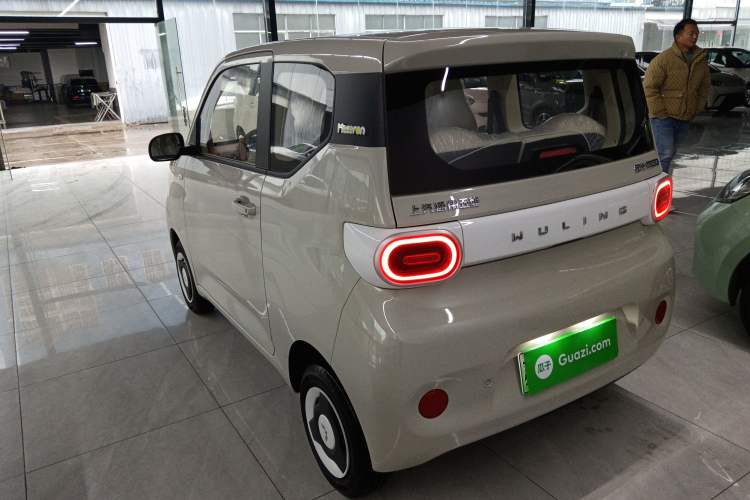 Used Wuling Hongguang MINIEV 2024 3rd Generation 215km Youth Edition