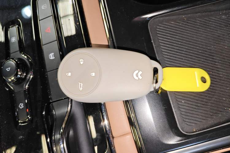 Used Nio ES8 2020 580 km Range Signature Edition Six-Seater Version
