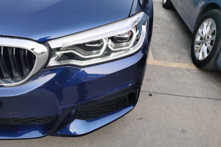 Used BMW 5 Series (Import) 2020 525i M Sport Package
