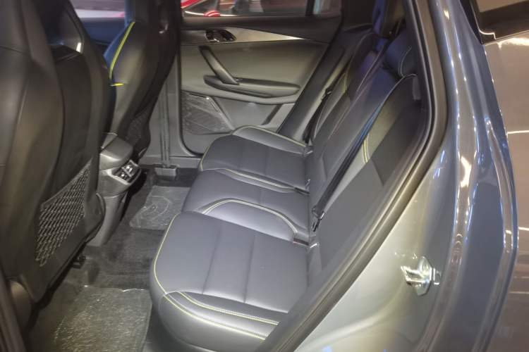 Used Lynk & Co 06 2023 Remix 1.5T Dynamic Halo
