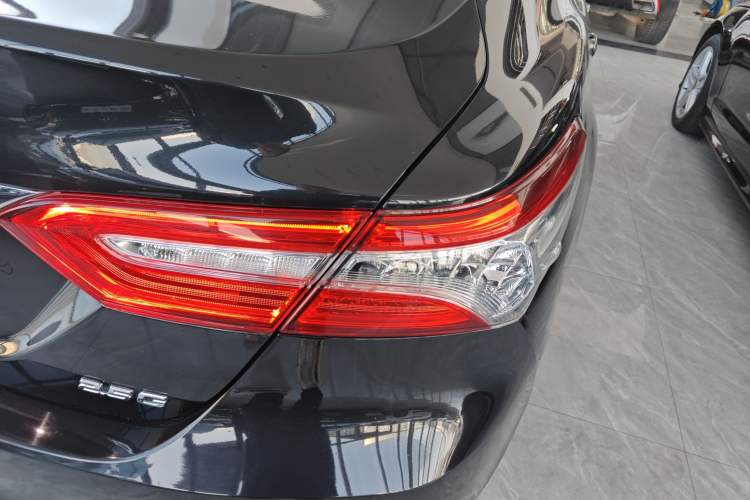 Used Toyota Camry 2021 2.5G Luxury Edition
