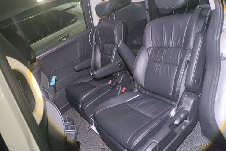 Used Honda Odyssey 2015 Updated Version 2.4L Smart Edition