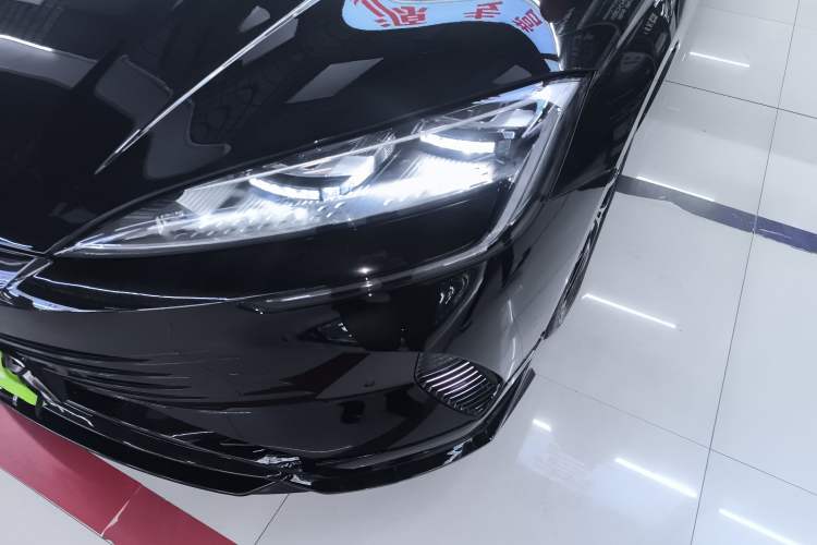 Used BYD Seal 2023 DM-i 1.5T 121km Flagship Model
