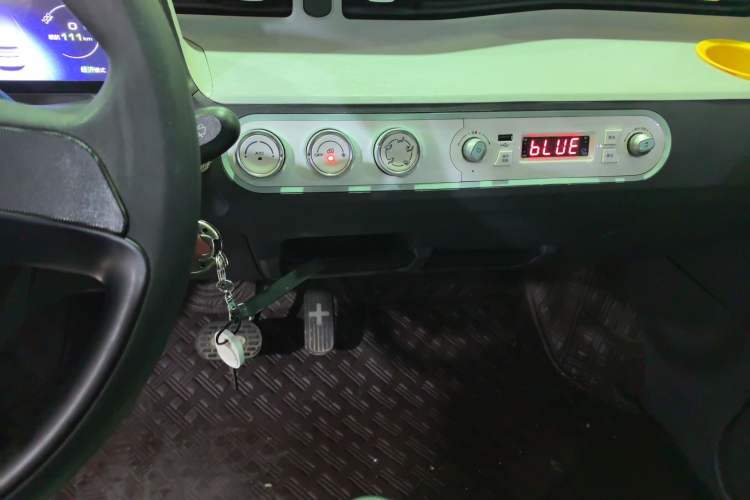 Used Wuling Hongguang MINIEV 2022 Macaron Fashion Edition Lithium-Nickel-Cobalt-Alpha-oxide
